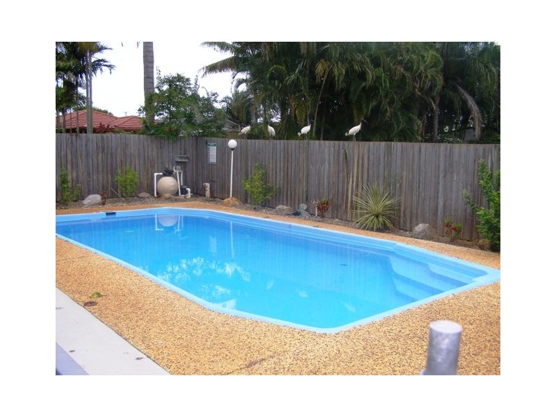 60 Mill St, Redland Bay QLD 4165