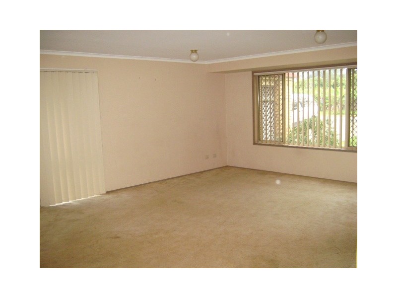 115 Broadwater Tce, Redland Bay QLD 4165