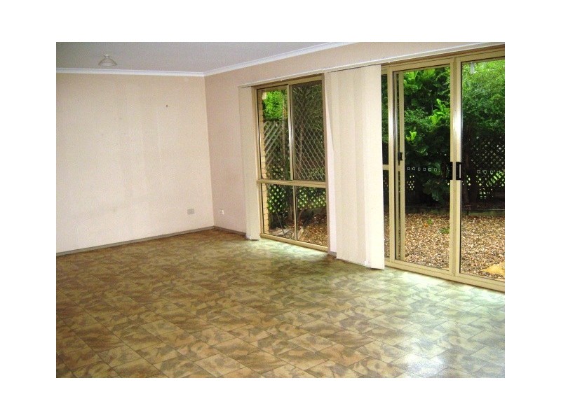 115 Broadwater Tce, Redland Bay QLD 4165