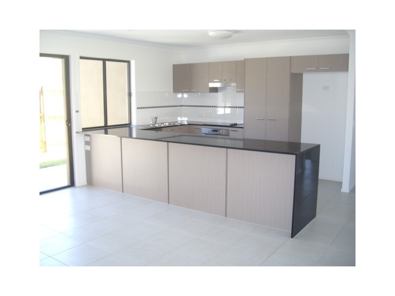 102 Pimelea St, Mount Cotton QLD 4165