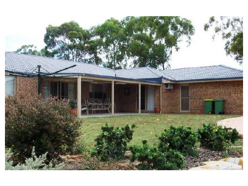 12 Larkspur St, Redland Bay QLD 4165