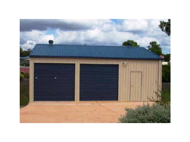 12 Larkspur St, Redland Bay QLD 4165