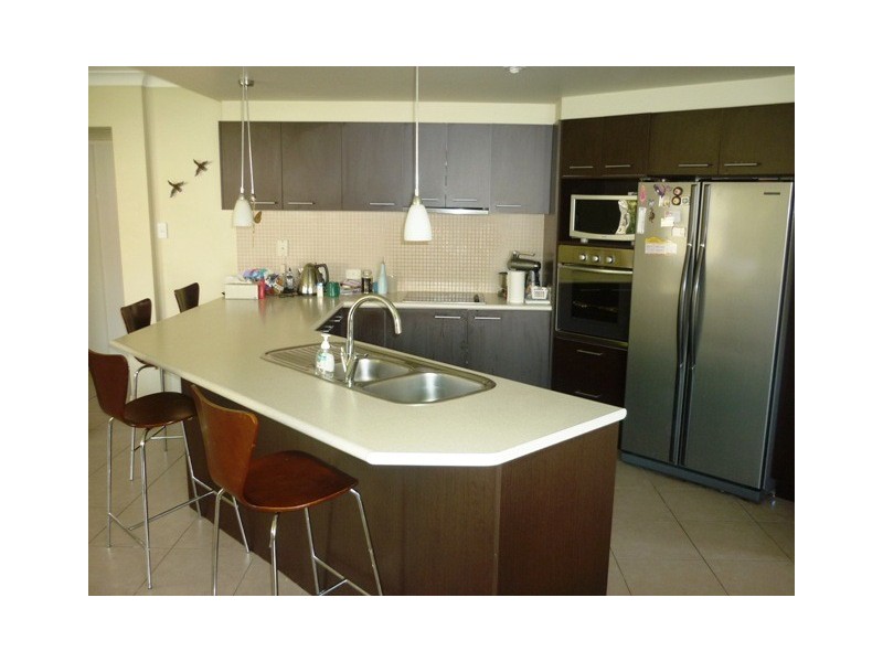 27 Parklink Drive, Redland Bay QLD 4165