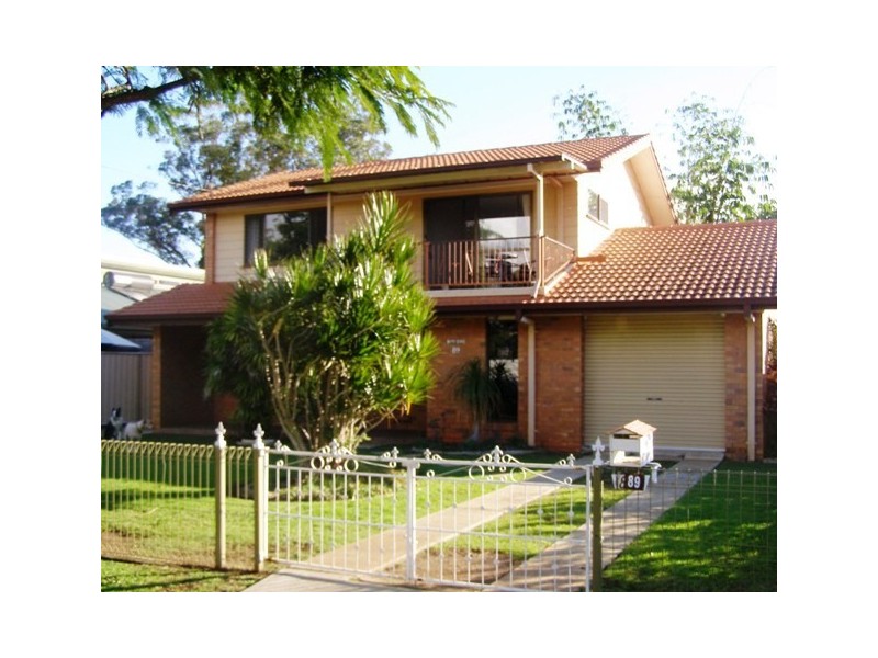 89 Broadwater Terrace, Redland Bay QLD 4165
