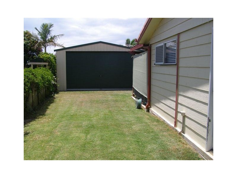 5 Babamande, Redland Bay QLD 4165
