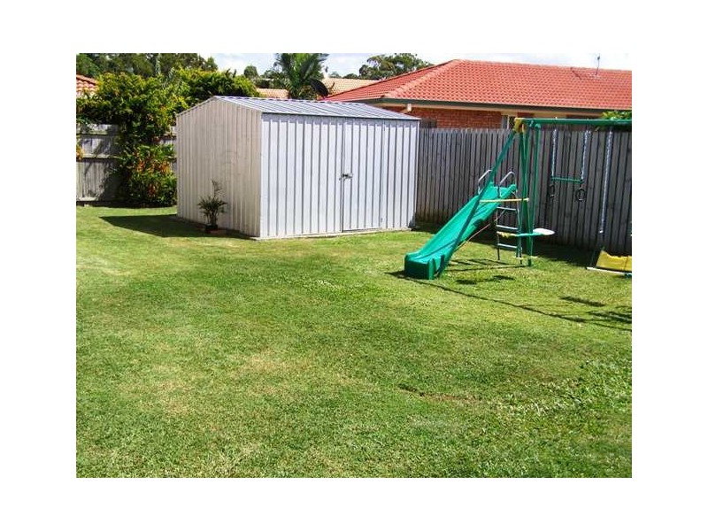 1 Carolyn Place, Redland Bay QLD 4165
