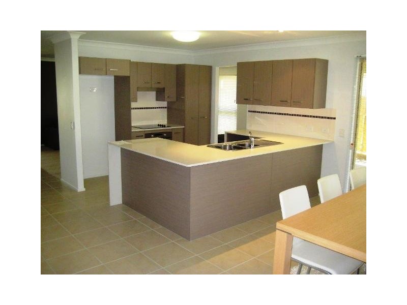 102 Seeana Dr, Mount Cotton QLD 4165