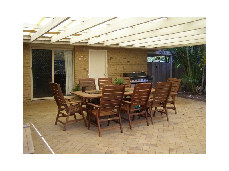 16 Honeysuckle Court, Victoria Point QLD 4165