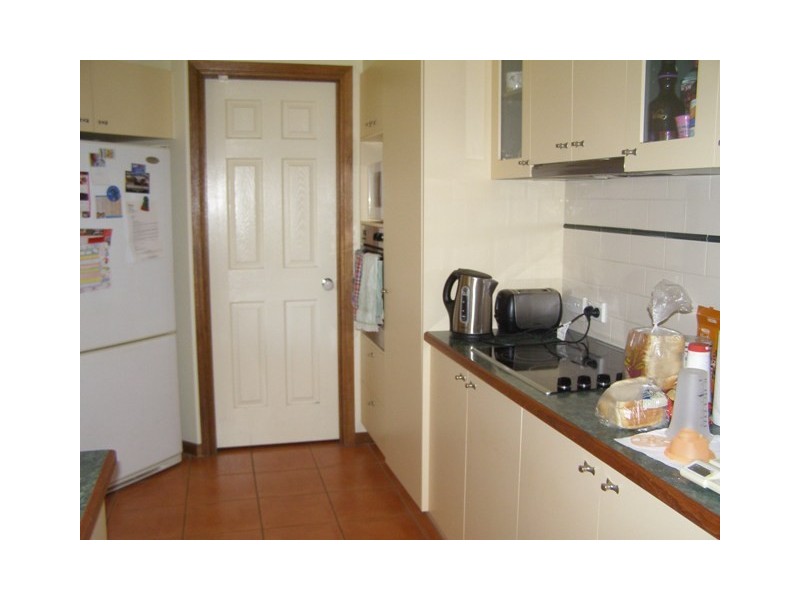 2 Keto Close, Redland Bay QLD 4165