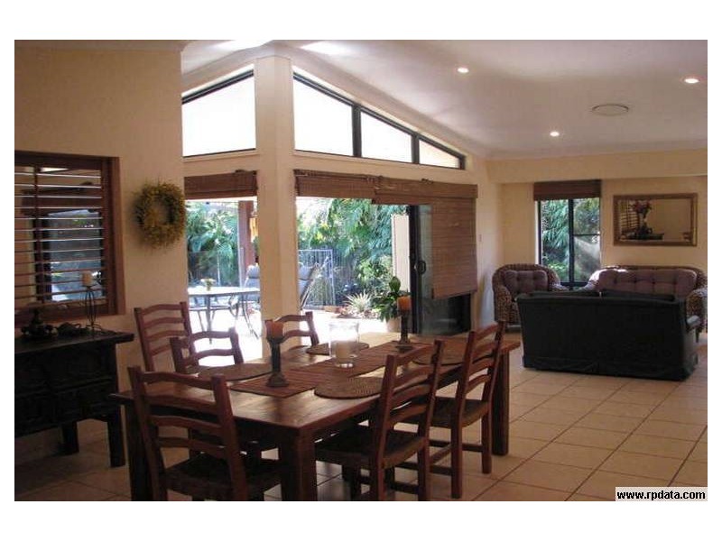 46 Attenborough Circuit, Redland Bay QLD 4165