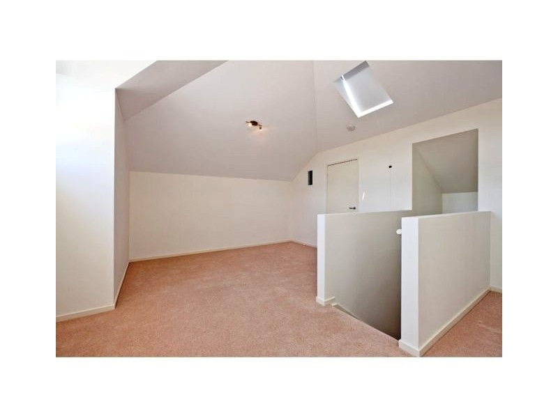 2/62  Island Street, Cleveland QLD 4163