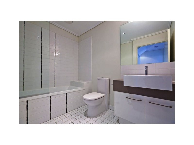 2/62  Island Street, Cleveland QLD 4163