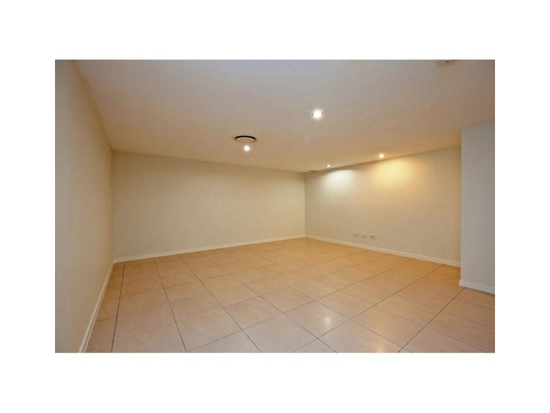 2/62  Island Street, Cleveland QLD 4163