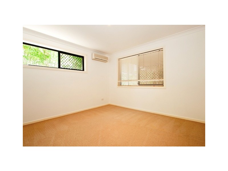 13 BROADWATER TERRACE, Redland Bay QLD 4165