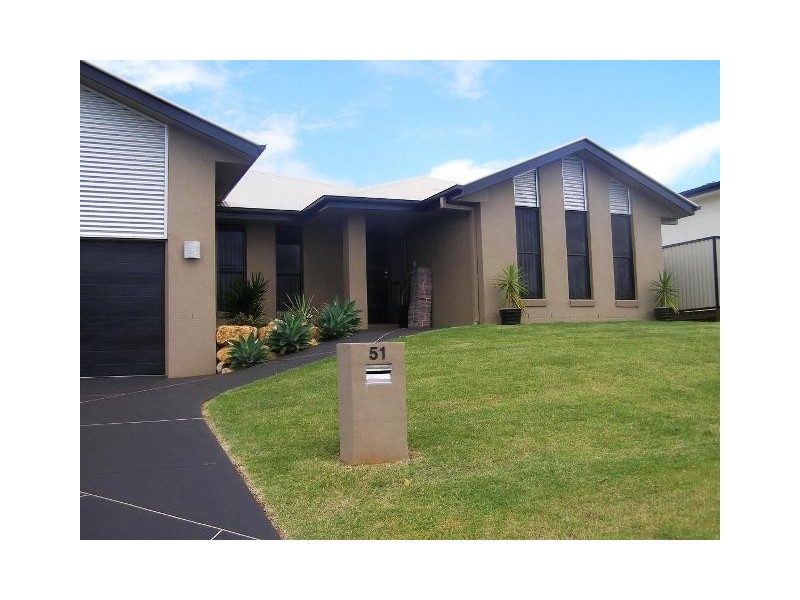 51 Aquila Street, Redland Bay QLD 4165