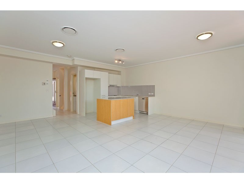 11/62 Island Street, Cleveland QLD 4163