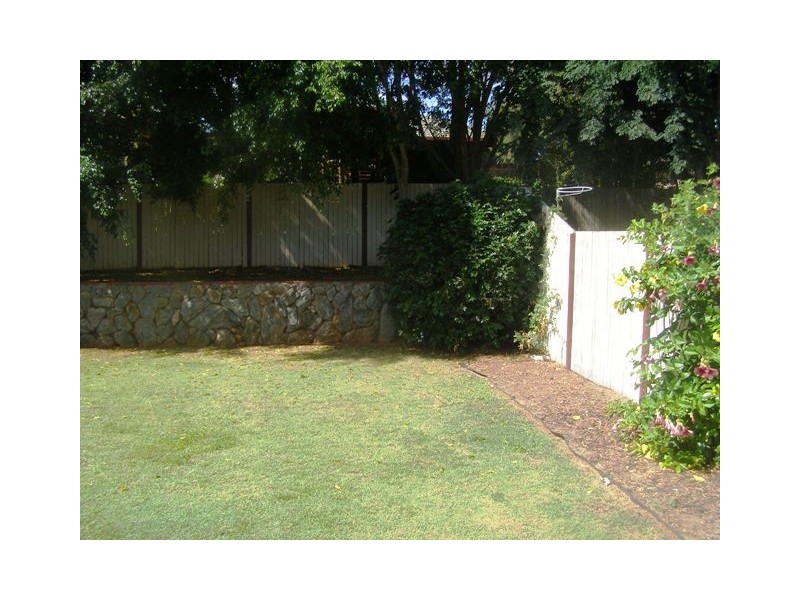 248 Main St, Redland Bay QLD 4165