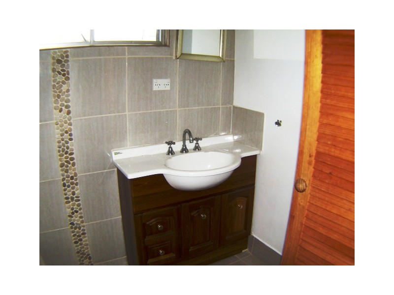 21 JUNEE ST, Redland Bay QLD 4165