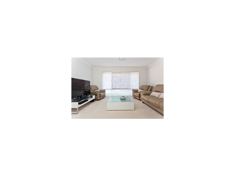 1 PYRUS PLACE, Redland Bay QLD 4165