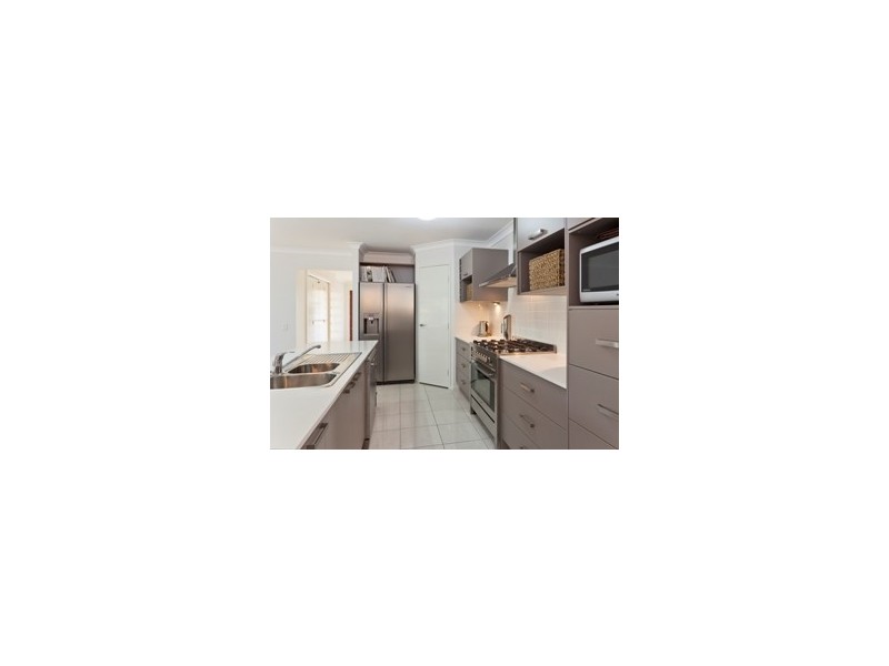 1 PYRUS PLACE, Redland Bay QLD 4165