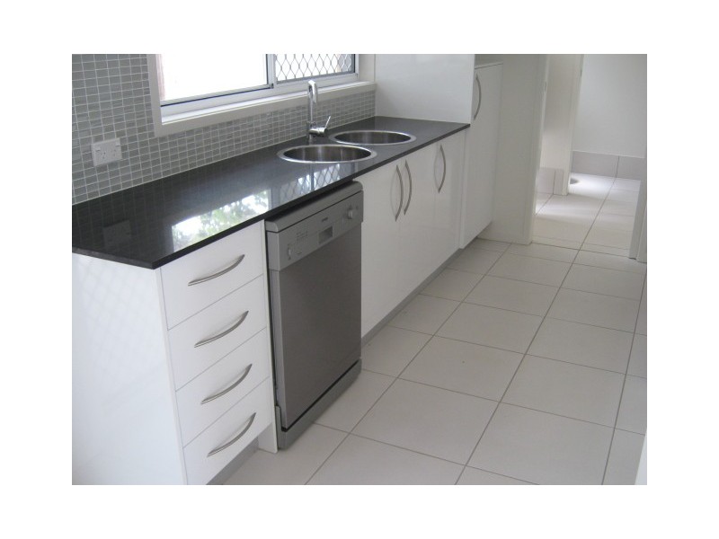 UNIT 3/9 BOAT, Victoria Point QLD 4165