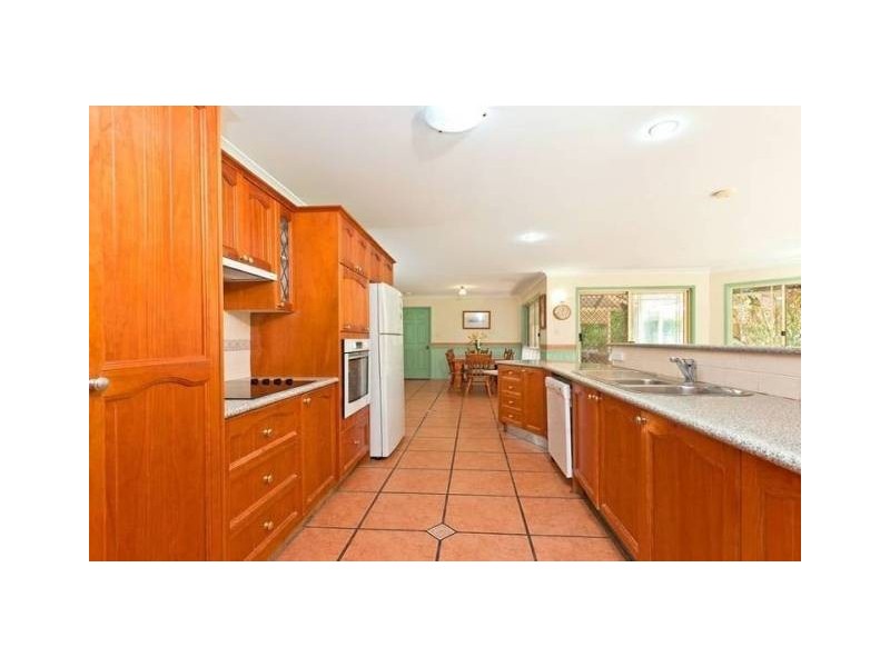 33 Intrepid Drive, Victoria Point QLD 4165