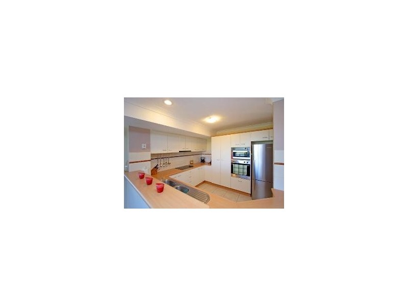 11 Brampton Close, Redland Bay QLD 4165