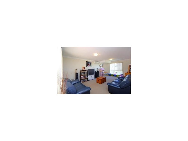 11 Brampton Close, Redland Bay QLD 4165