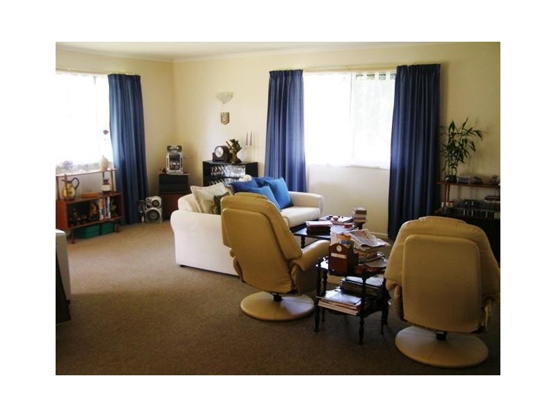 61 Broadwater Terrace, Redland Bay QLD 4165