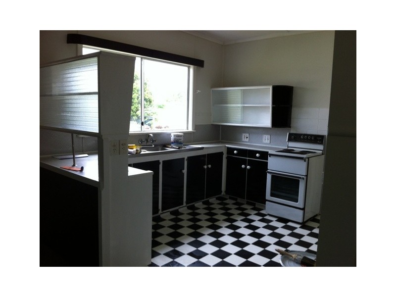 12 Moore Street, Victoria Point QLD 4165