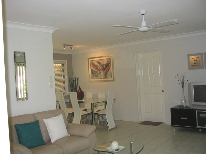 50 Main St, Redland Bay QLD 4165