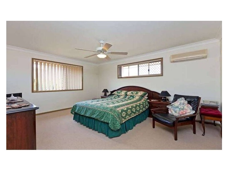 88 Salisbury Street, Redland Bay QLD 4165