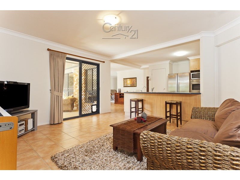 69 SOUTH STREET, Cleveland QLD 4163