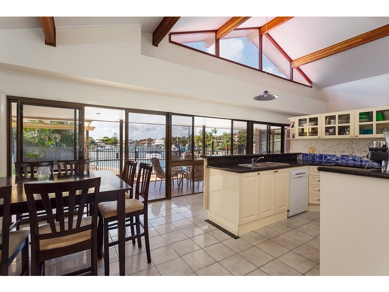 5 MASTHEAD DRIVE, Raby Bay QLD 4163
