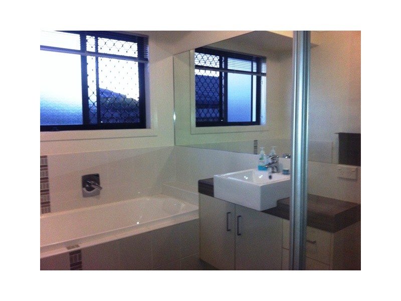 19 CRESTLEA STREET, Victoria Point QLD 4165