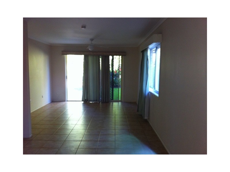 121 Dart Street, Redland Bay QLD 4165