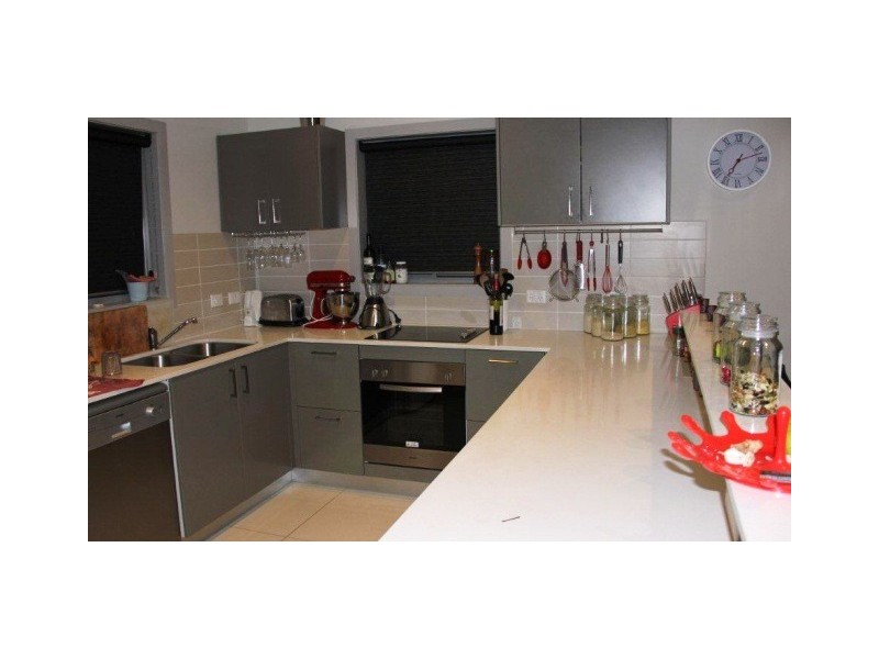 9-8 Boat Street, Victoria Point QLD 4165