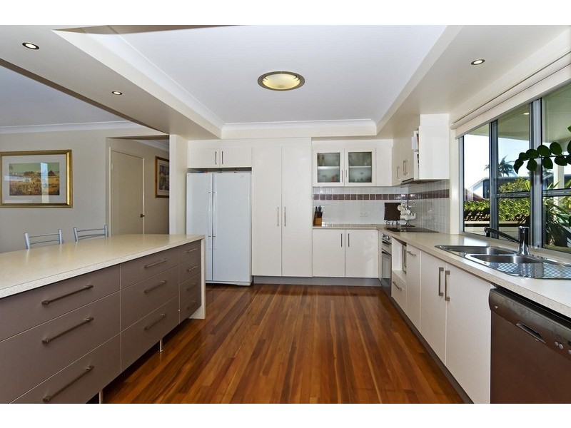 15 Thompson Street, Victoria Point QLD 4165