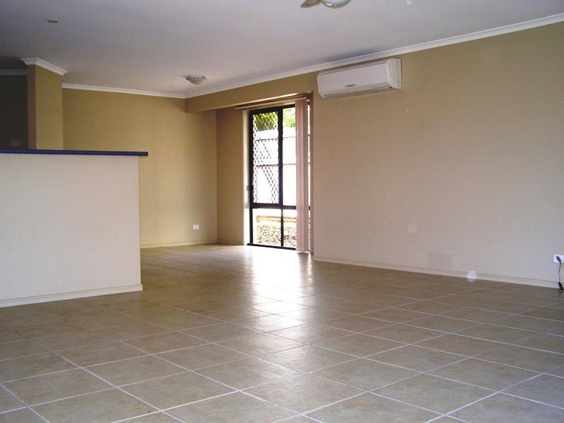 2 Potts, Redland Bay QLD 4165