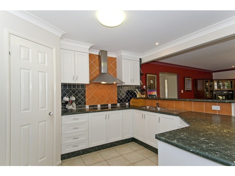 18 Franbridge Place, Victoria Point QLD 4165