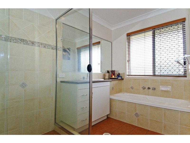 18 Franbridge Place, Victoria Point QLD 4165