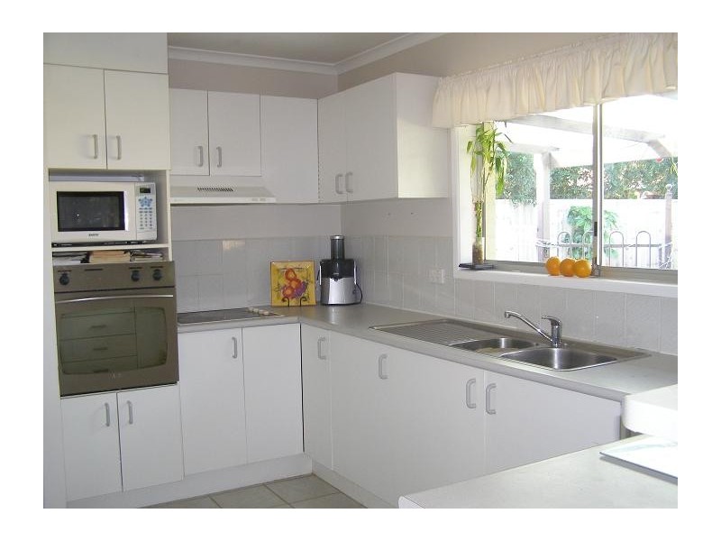 182 Colburn Ave, Victoria Point QLD 4165