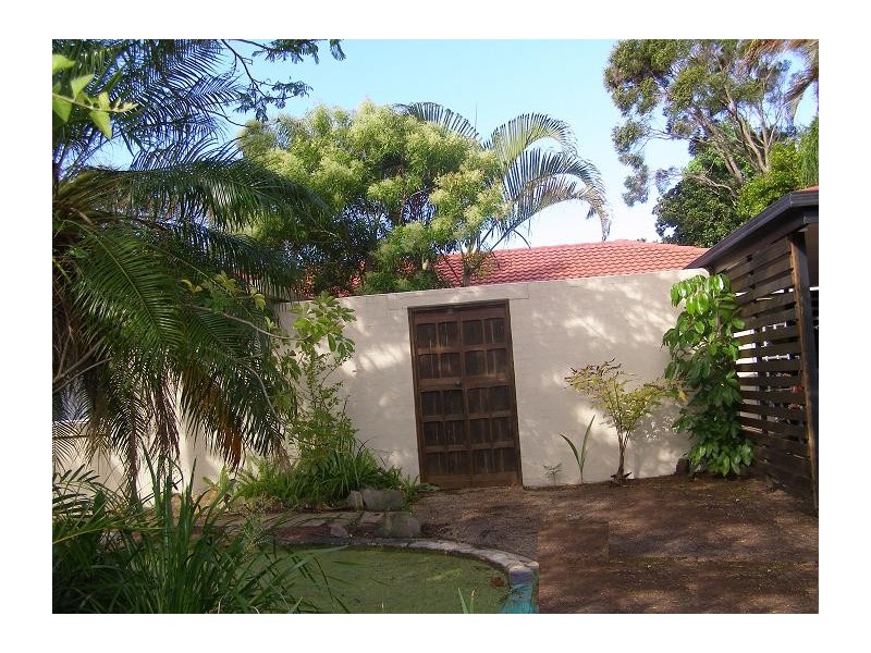 182 Colburn Ave, Victoria Point QLD 4165