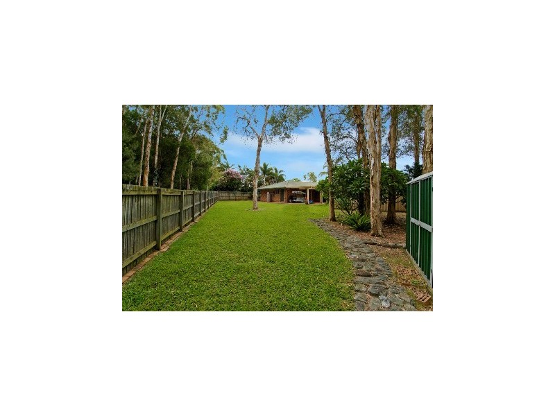 18 Peppercorn Crescent, Victoria Point QLD 4165