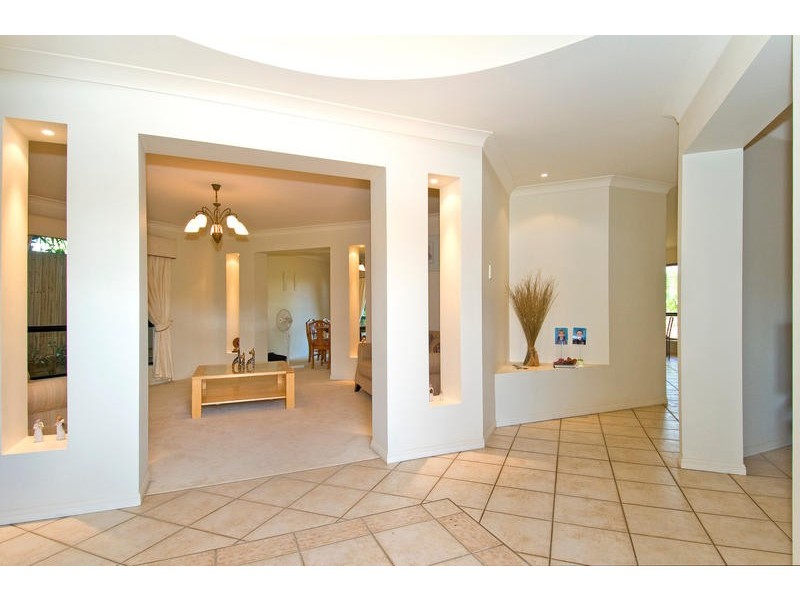 2 The Rampart, Redland Bay QLD 4165