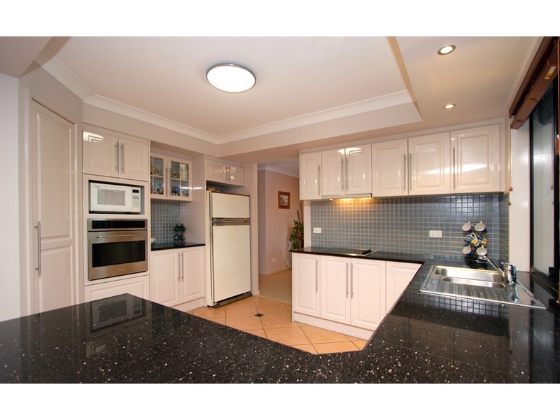 17 Seabrae Dr, Redland Bay QLD 4165