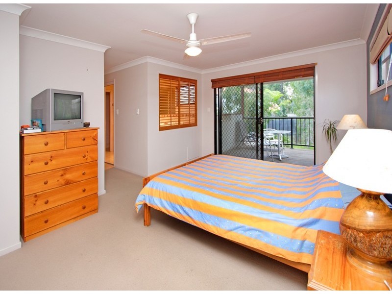 17 Seabrae Dr, Redland Bay QLD 4165