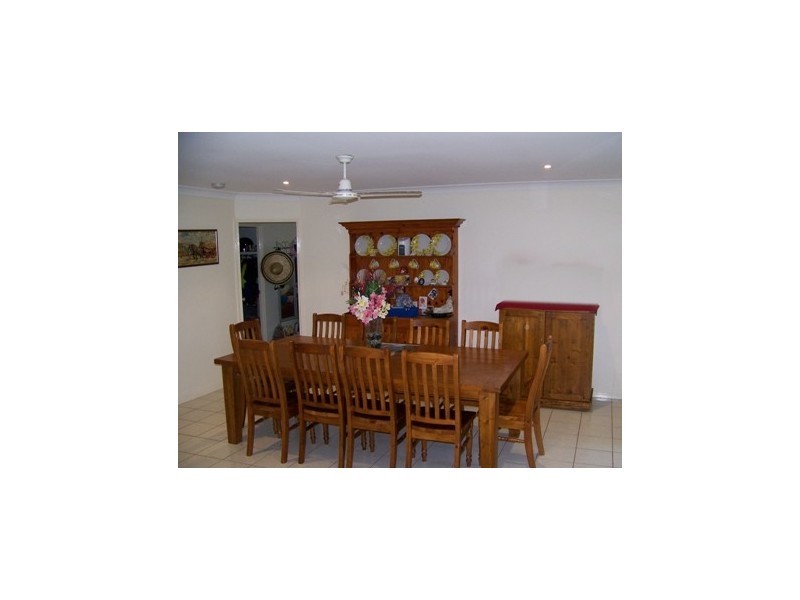 16 Riley Drive, Capalaba QLD 4157