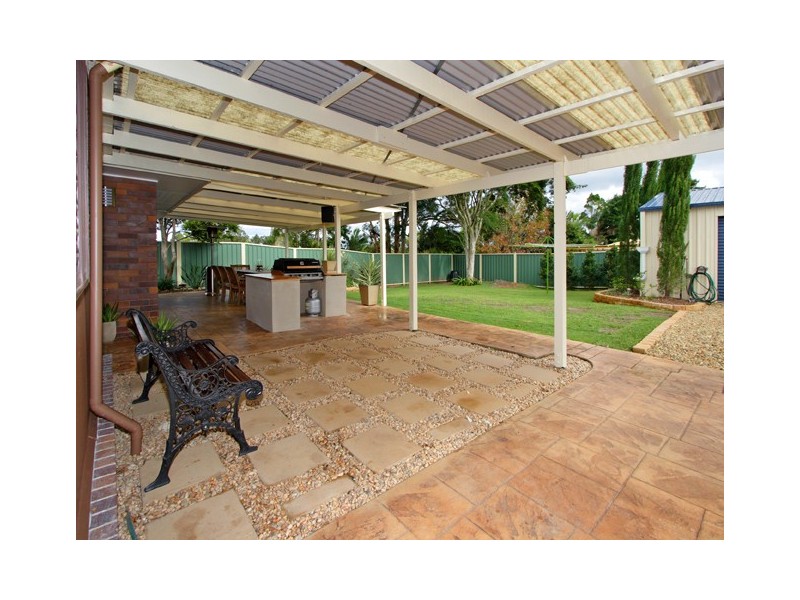 22 Chipping Dr, Alexandra Hills QLD 4161