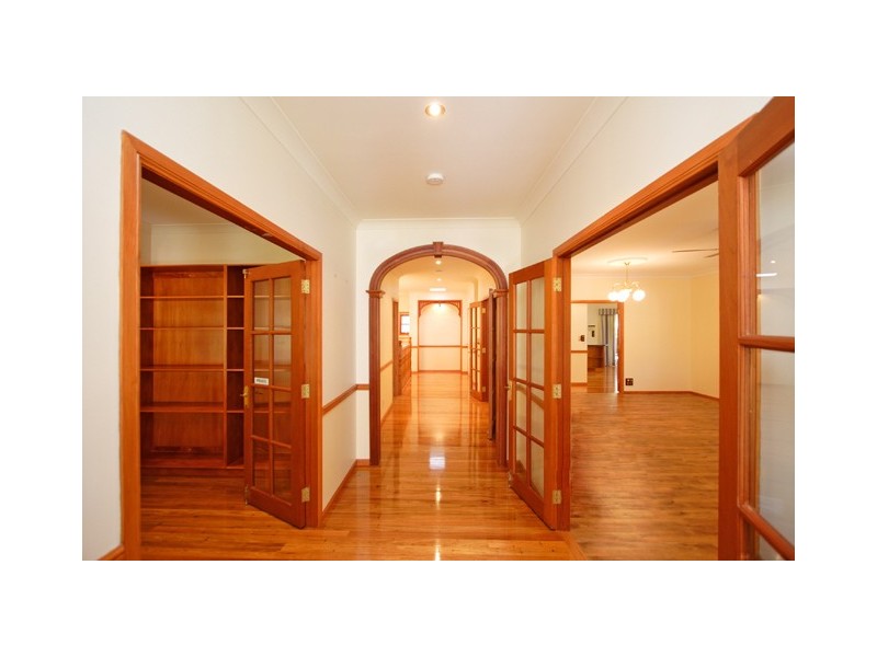 12 Korsman Drive, Thornlands QLD 4164